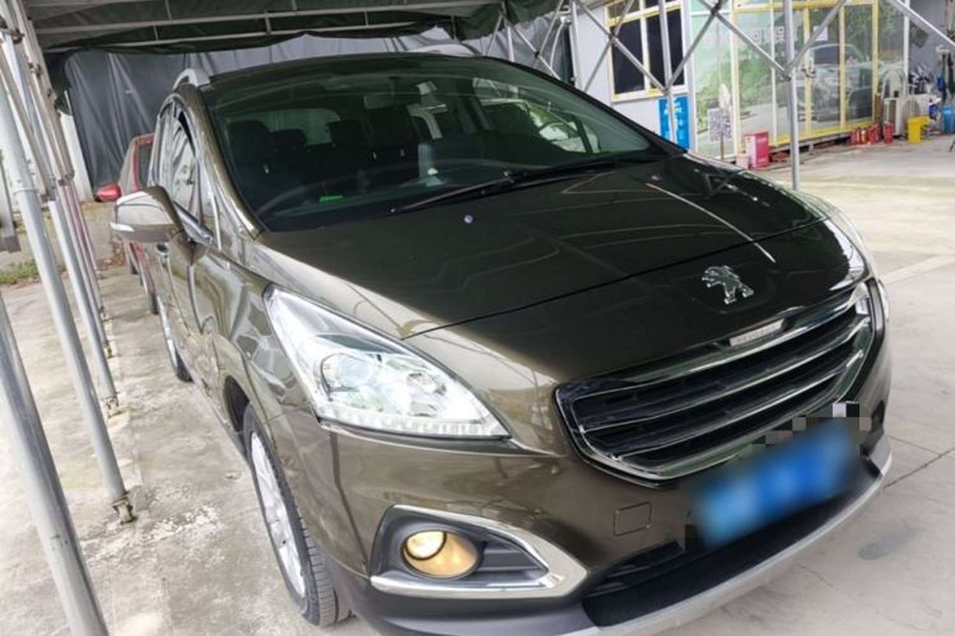 Used Peugeot 3008 2013 2.0L Automatic Trend Edition Front Right 45 Deg