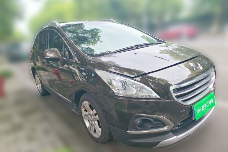 Used Peugeot 3008 2013 2.0L Automatic Trend Edition Front Right 45 Deg