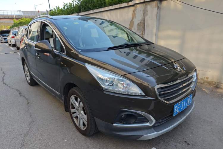 Used Peugeot 3008 2013 2.0L Manual Classic Edition Front Right 45 Deg