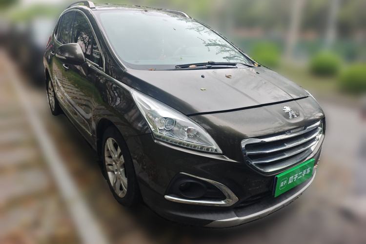 Used Peugeot 3008 2013 2.0L Automatic Trend Edition Front Right 45 Deg