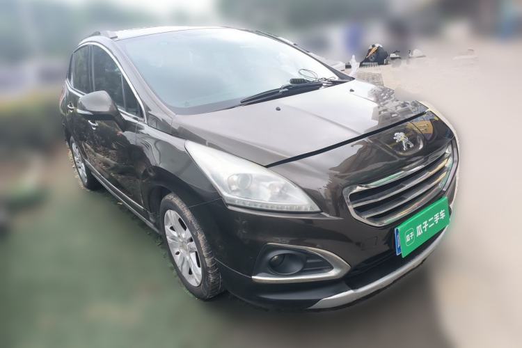 Used Peugeot 3008 2013 2.0L Automatic Trend Edition Front Right 45 Deg