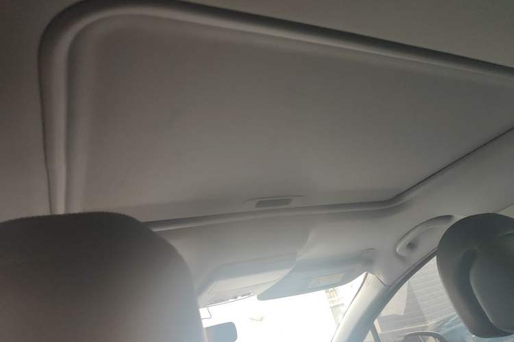 Used Peugeot 3008 2013 2.0L Automatic Trend Edition Headliner