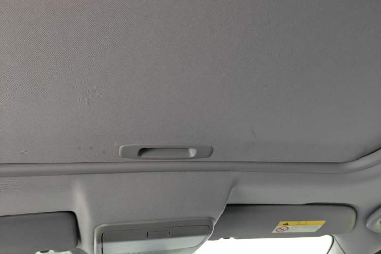 Used Peugeot 3008 2013 2.0L Manual Classic Edition Headliner
