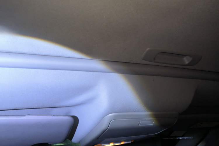 Used Peugeot 3008 2013 1.6THP Automatic Prestige Edition Headliner