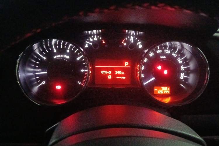 Used Peugeot 3008 2013 1.6THP Automatic Prestige Edition Instrument Cluster