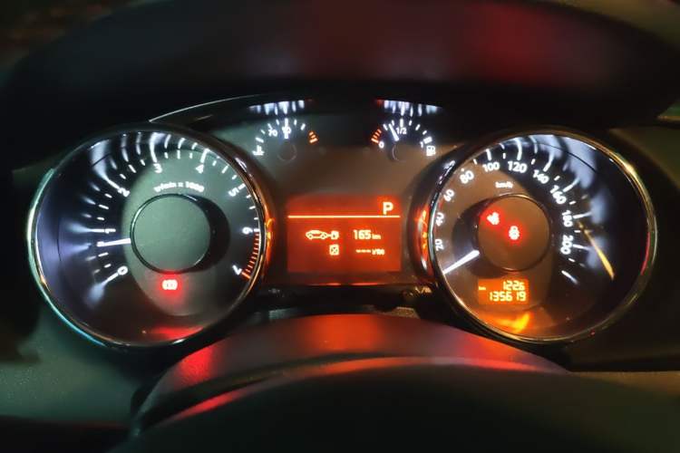 Used Peugeot 3008 2013 1.6THP Automatic Trend Edition Instrument Cluster