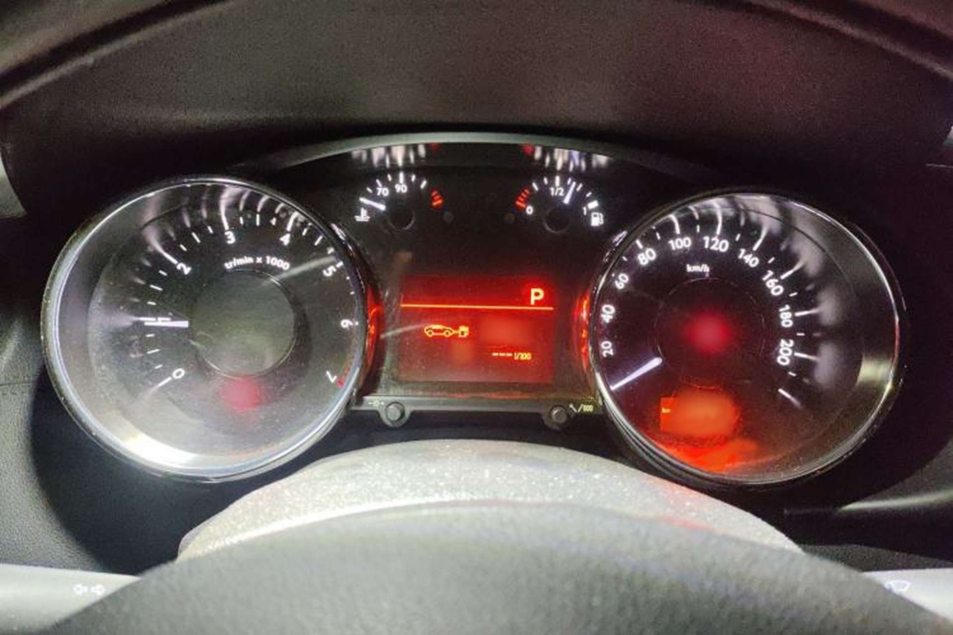 Used Peugeot 3008 2013 2.0L Automatic Classic Edition Instrument Cluster