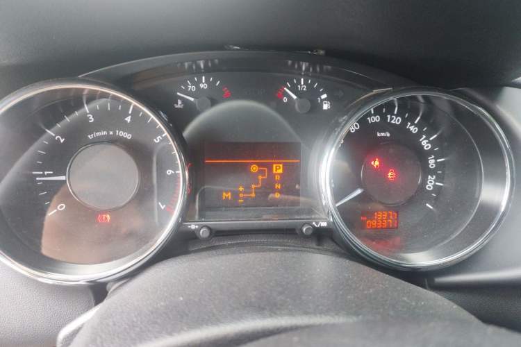 Used Peugeot 3008 2013 2.0L Automatic Trend Edition Instrument Cluster