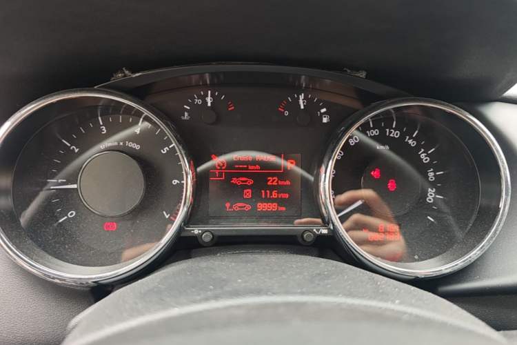 Used Peugeot 3008 2013 1.6THP Automatic Prestige Edition Instrument Cluster