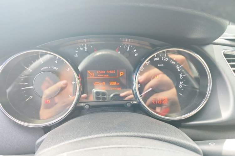Used Peugeot 3008 2013 2.0L Automatic Trend Edition Instrument Cluster