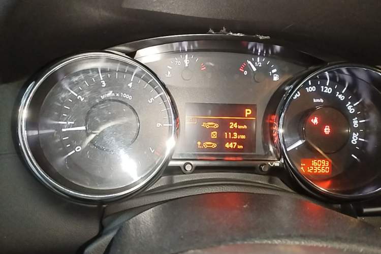 Used Peugeot 3008 2013 2.0L Automatic Trend Edition Instrument Cluster