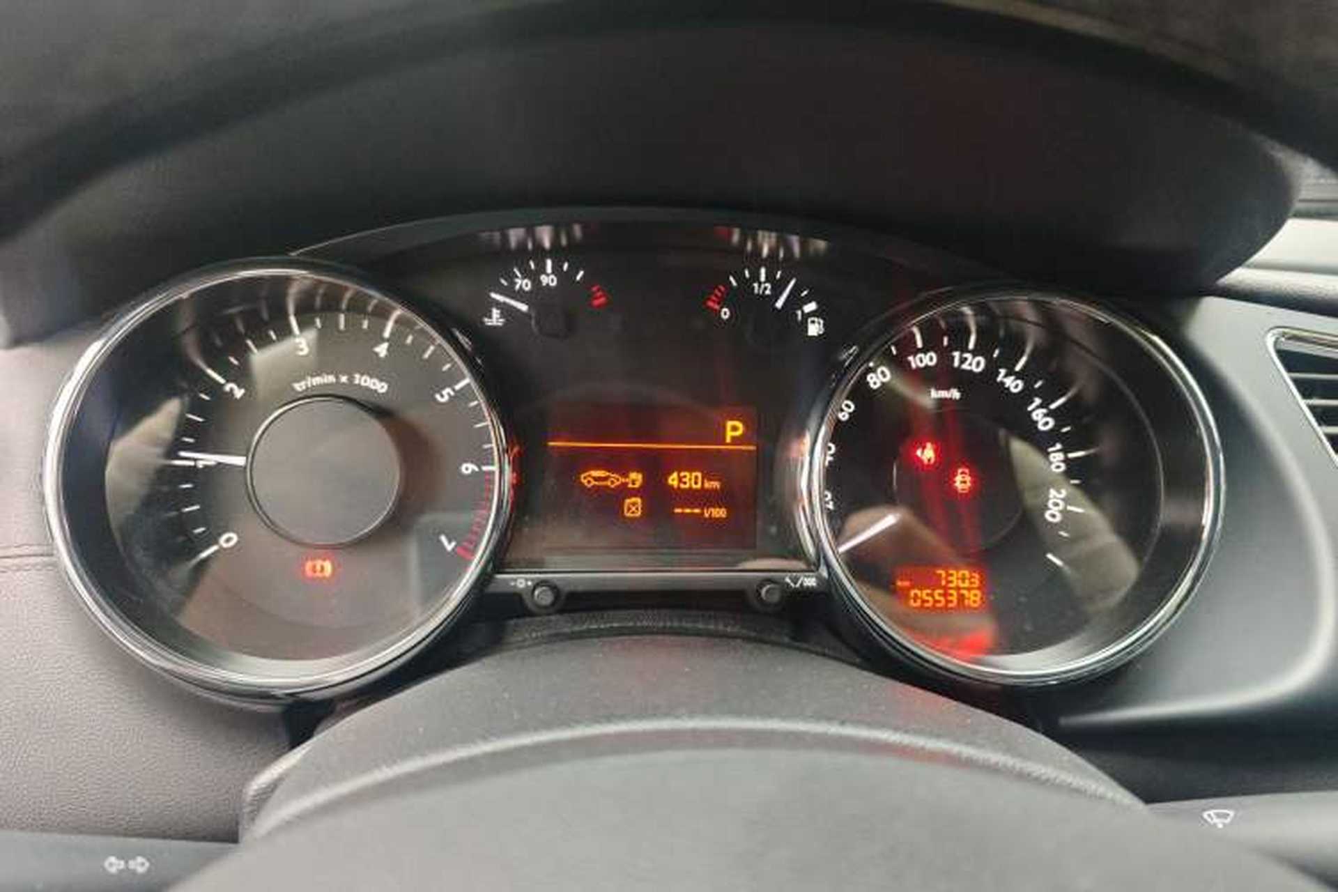 Used Peugeot 3008 2013 2.0L Automatic Trend Edition Instrument Cluster