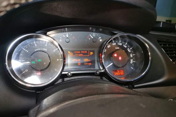 Used Peugeot 3008 2013 2.0L Automatic Trend Edition Instrument Cluster