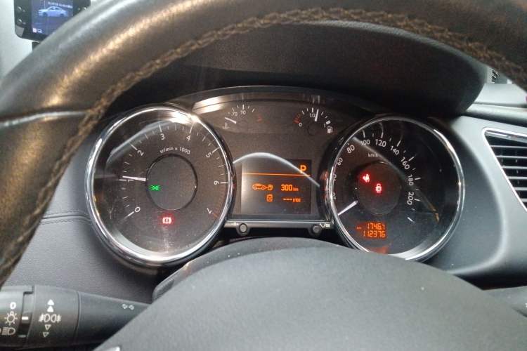 Used Peugeot 3008 2013 2.0L Automatic Trend Edition Instrument Cluster