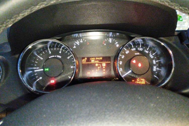 Used Peugeot 3008 2013 1.6THP Automatic Prestige Edition Instrument Cluster