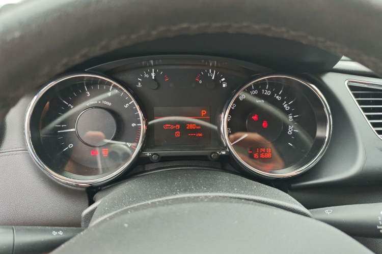 Used Peugeot 3008 2013 2.0L Automatic Trend Edition Instrument Cluster
