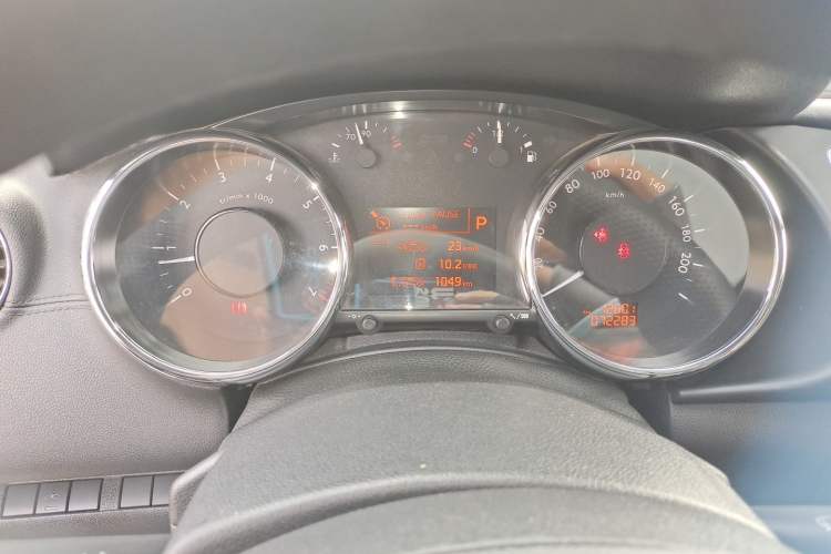 Used Peugeot 3008 2013 1.6THP Automatic Prestige Edition Instrument Cluster