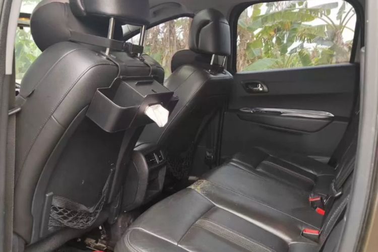 Used Peugeot 3008 2013 2.0L Automatic Trend Edition Interior 2