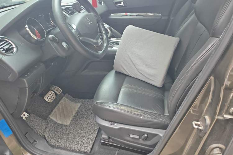 Used Peugeot 3008 2013 1.6THP Automatic Trend Edition Left Front Seat