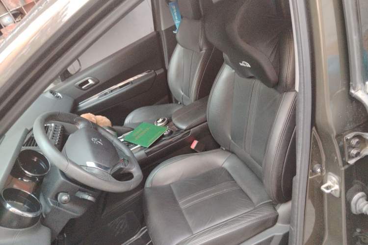 Used Peugeot 3008 2013 1.6THP Automatic Prestige Edition Left Front Seat