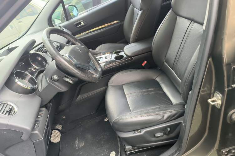Used Peugeot 3008 2013 2.0L Automatic Trend Edition Left Front Seat