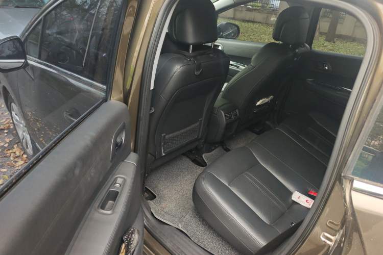 Used Peugeot 3008 2013 2.0L Automatic Trend Edition Left Rear Seat