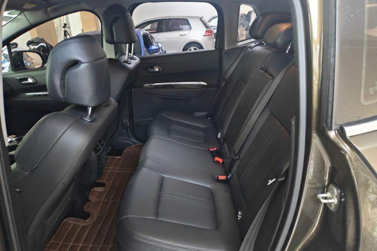 Used Peugeot 3008 2013 2.0L Automatic Trend Edition Left Rear Seat