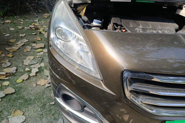 Used Peugeot 3008 2013 2.0L Automatic Trend Edition Right Front Headlight