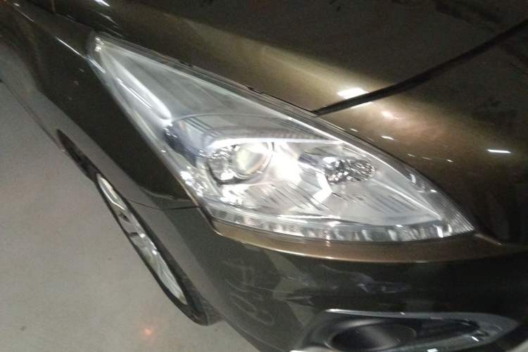 Used Peugeot 3008 2013 1.6THP Automatic Prestige Edition Right Front Headlight