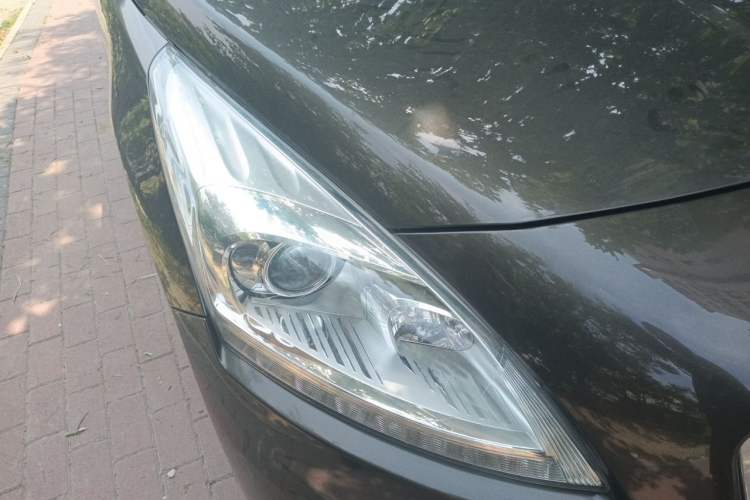 Used Peugeot 3008 2013 1.6THP Automatic Prestige Edition Right Front Headlight