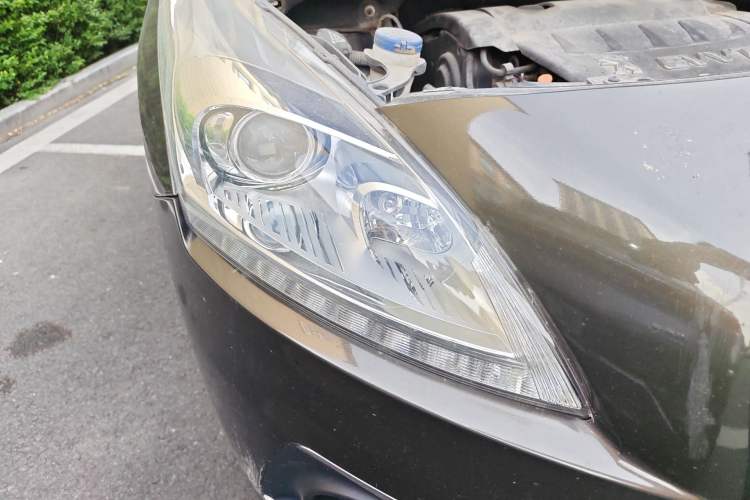 Used Peugeot 3008 2013 2.0L Automatic Trend Edition Right Front Headlight