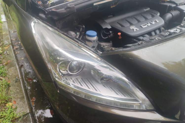 Used Peugeot 3008 2013 2.0L Automatic Trend Edition Right Front Headlight