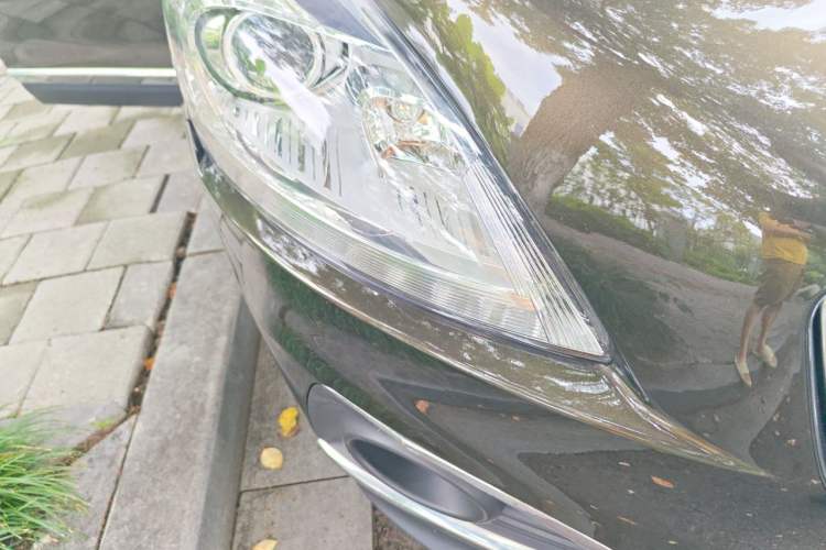 Used Peugeot 3008 2013 2.0L Automatic Trend Edition Right Front Headlight