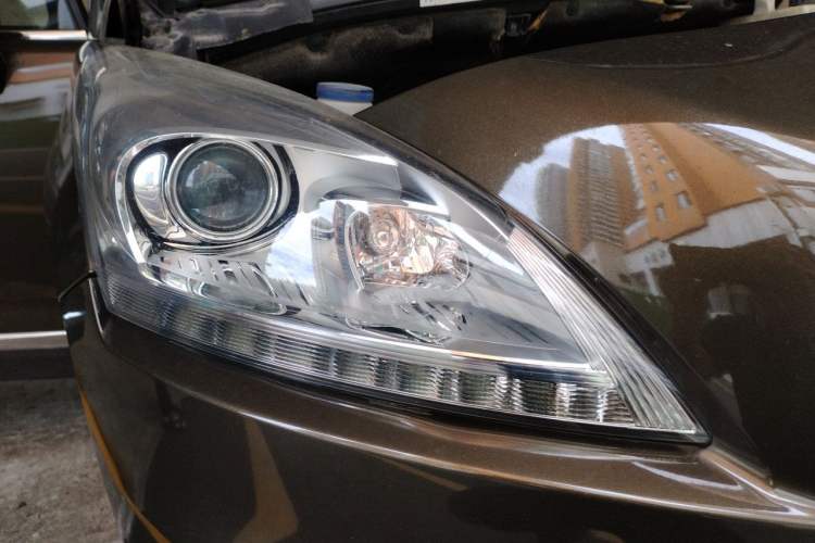Used Peugeot 3008 2013 1.6THP Automatic Prestige Edition Right Front Headlight