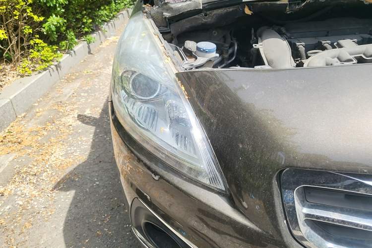 Used Peugeot 3008 2013 1.6THP Automatic Prestige Edition Right Front Headlight