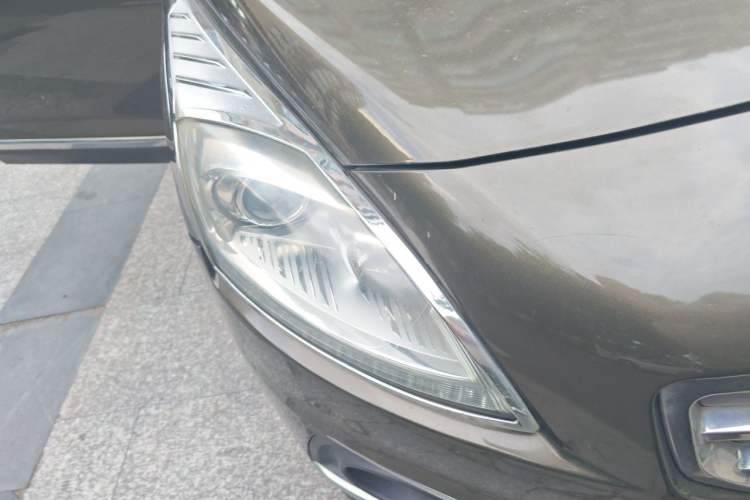 Used Peugeot 3008 2013 2.0L Automatic Trend Edition Right Front Headlight