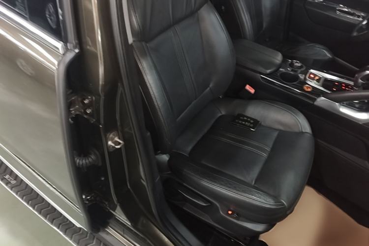 Used Peugeot 3008 2013 1.6THP Automatic Prestige Edition Right Front Seat