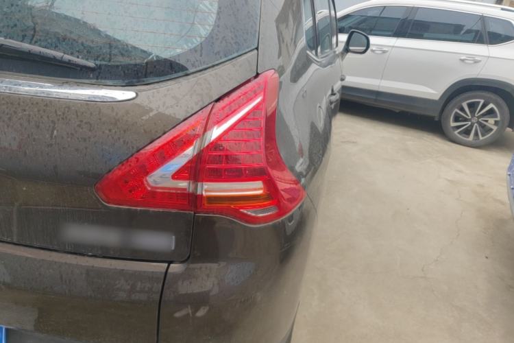Used Peugeot 3008 2013 1.6THP Automatic Prestige Edition Right Rear Taillight