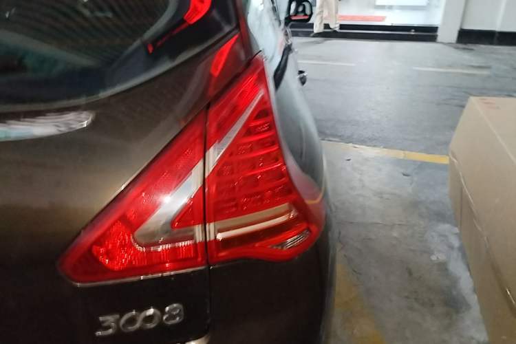 Used Peugeot 3008 2013 2.0L Automatic Trend Edition Right Rear Taillight