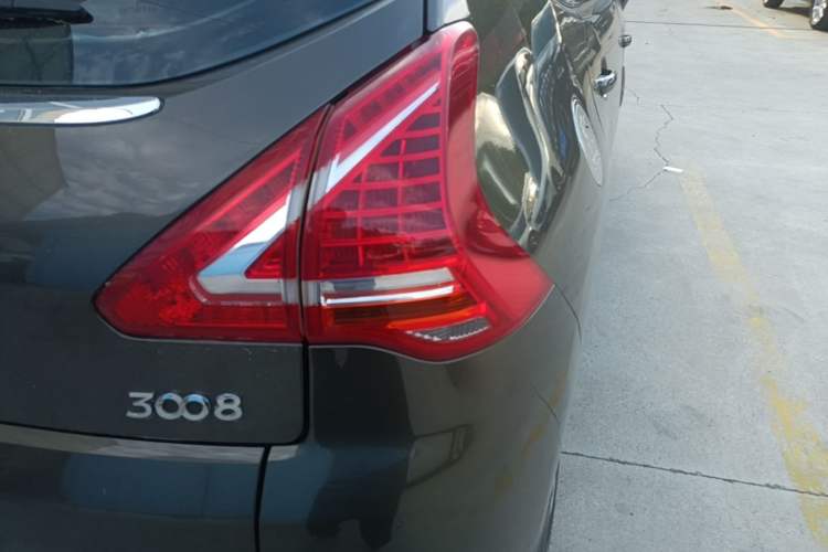Used Peugeot 3008 2013 2.0L Automatic Trend Edition Right Rear Taillight