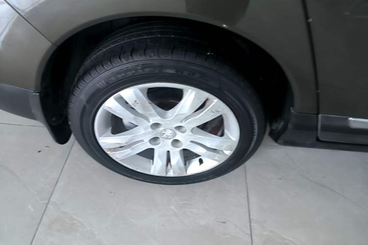 Used Peugeot 3008 2013 2.0L Automatic Classic Edition Right Rear Wheel Hub
