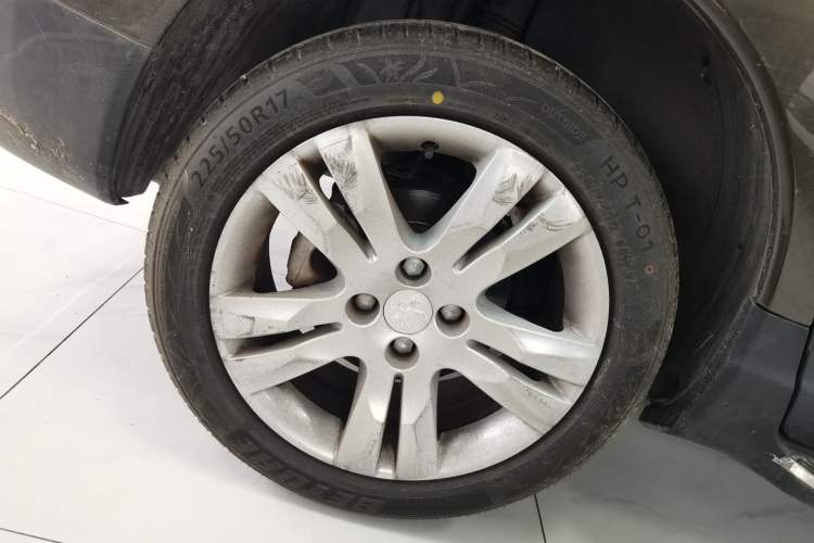 Used Peugeot 3008 2013 2.0L Automatic Classic Edition Right Rear Wheel Hub