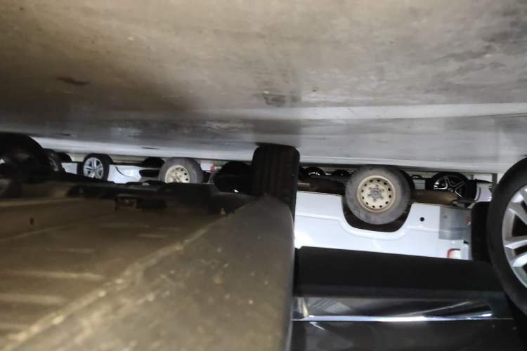 Used Peugeot 3008 2013 2.0L Manual Classic Edition Right Side Sill