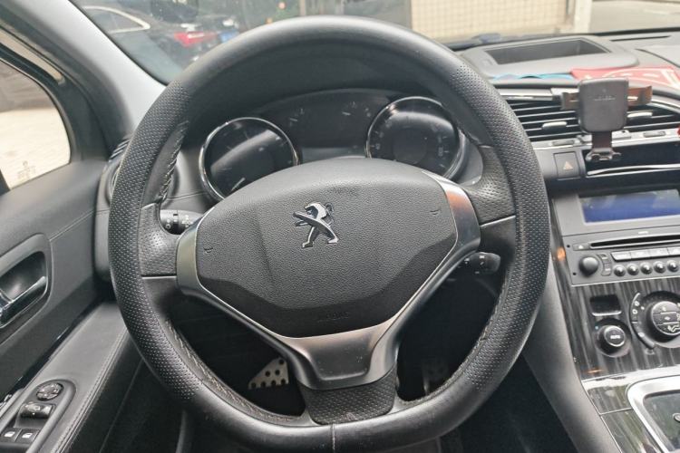 Used Peugeot 3008 2013 1.6THP Automatic Trend Edition Steering Wheel
