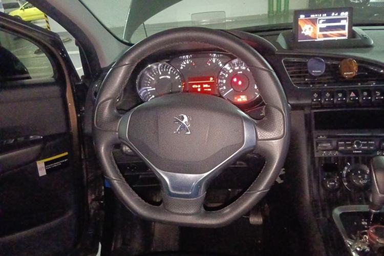 Used Peugeot 3008 2013 1.6THP Automatic Prestige Edition Steering Wheel