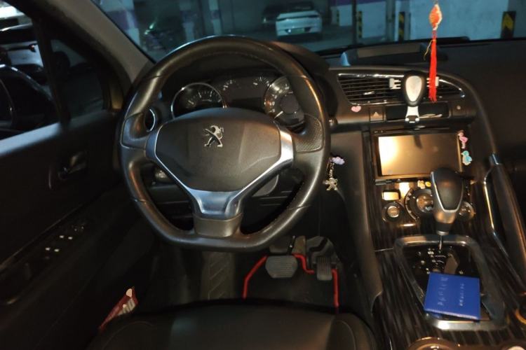 Used Peugeot 3008 2013 1.6THP Automatic Trend Edition Steering Wheel