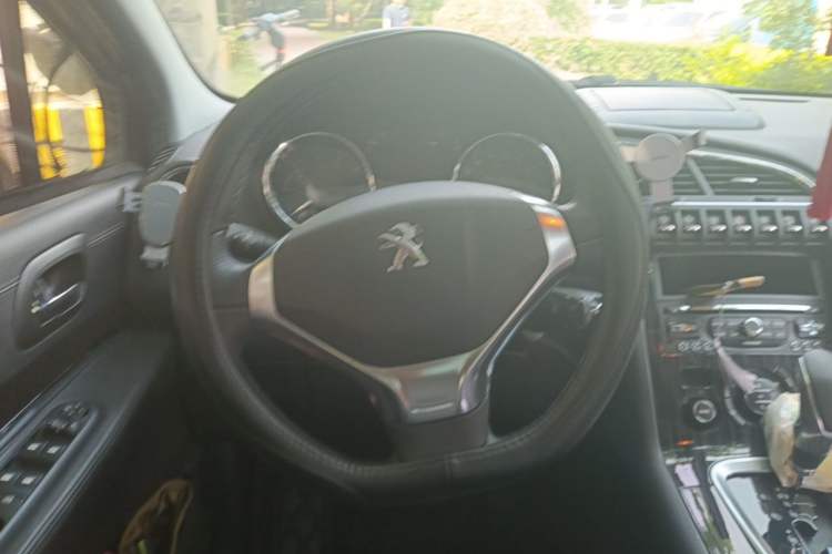 Used Peugeot 3008 2013 1.6THP Automatic Prestige Edition Steering Wheel