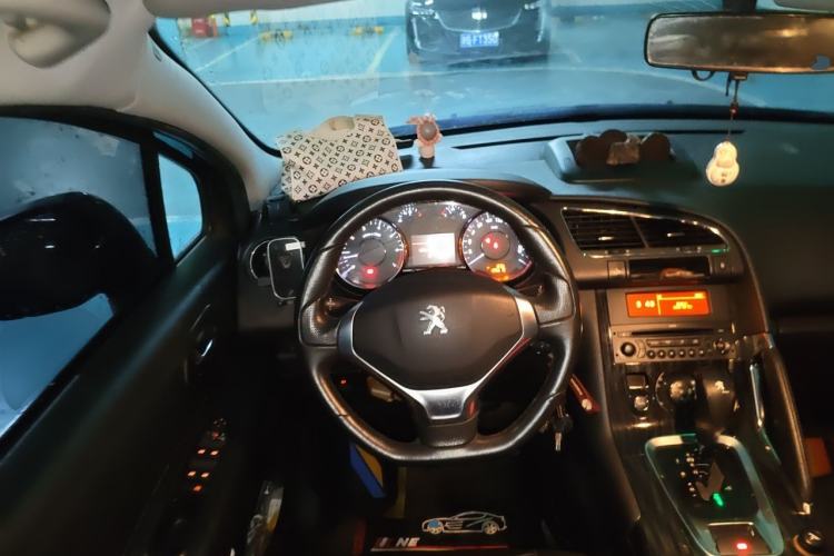 Used Peugeot 3008 2013 1.6THP Automatic Trend Edition Steering Wheel