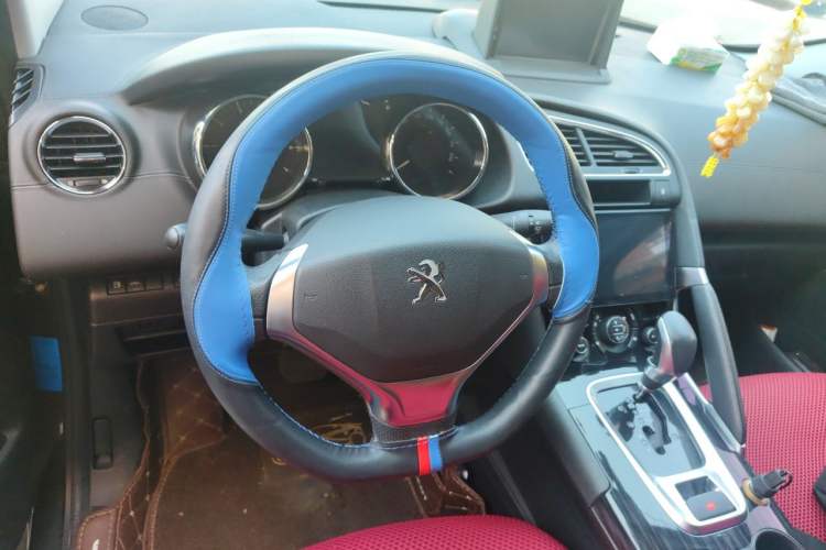 Used Peugeot 3008 2013 2.0L Automatic Trend Edition Steering Wheel