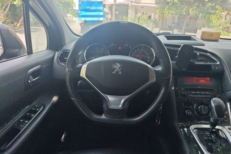 Used Peugeot 3008 2013 1.6THP Roland Garros Edition Steering Wheel